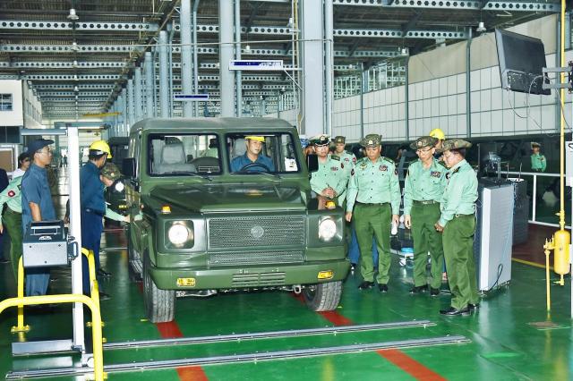  Масово произвеждане на клонинг на G-Klasse с цена на Duster (спойлер: не е китайски) 