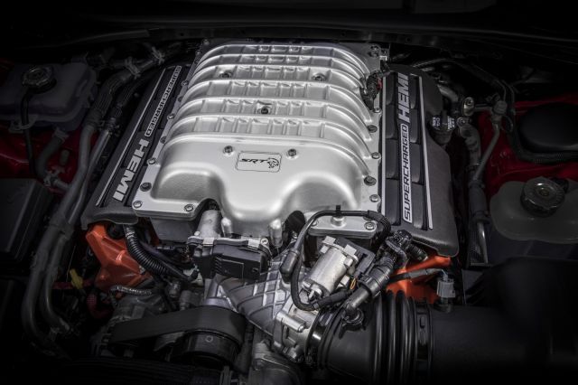 Dodge слага край на Charger и Challenger с V8