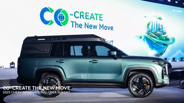 Запознаваме ви с първия модулен SUV на Chery, непосредствено от Китай