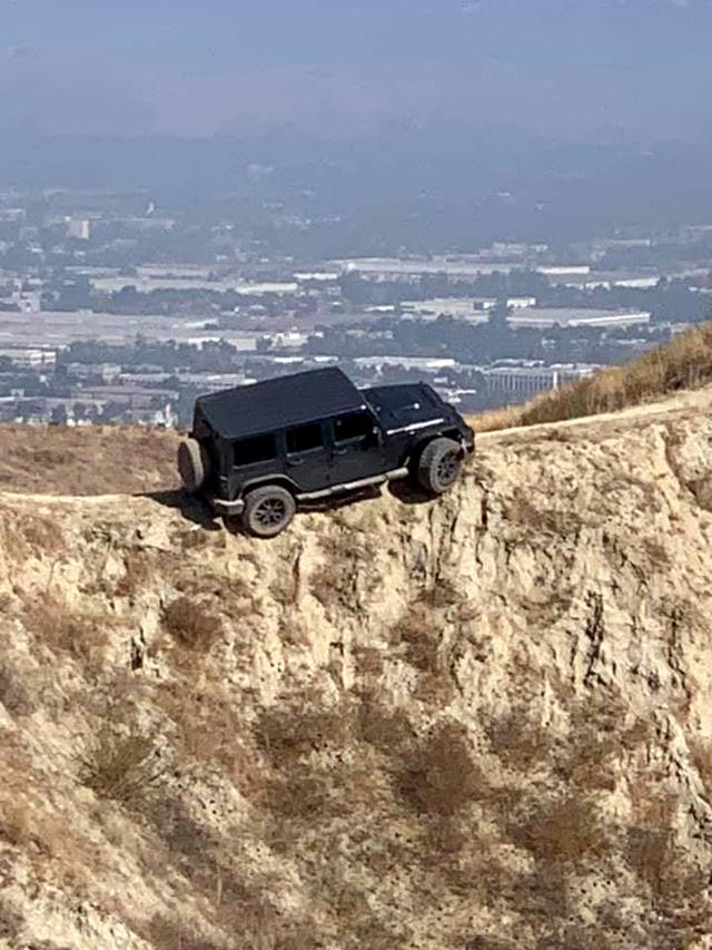  Изоставиха Wrangler на планински било 