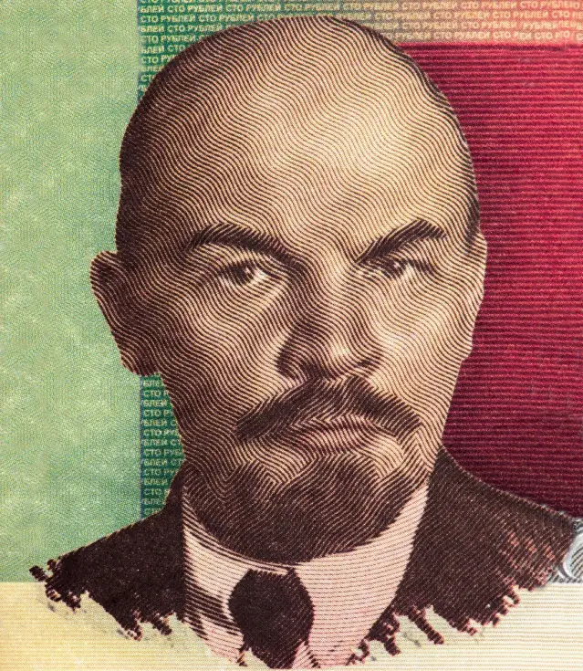 Ленин живял в любовен триъгълник, страхувал се от бръснари и пиел само бира