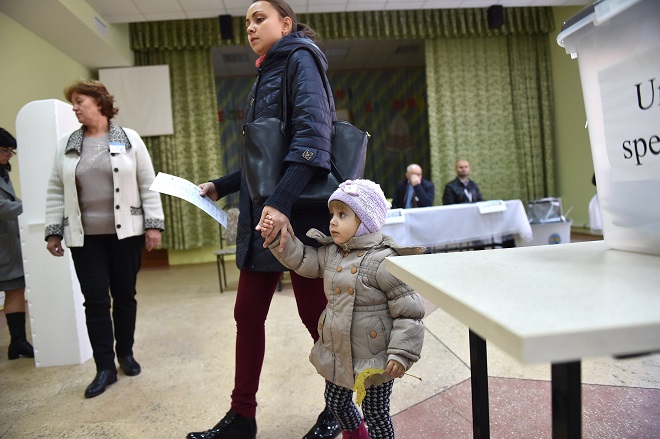 Президентските избори в Молдова приключиха