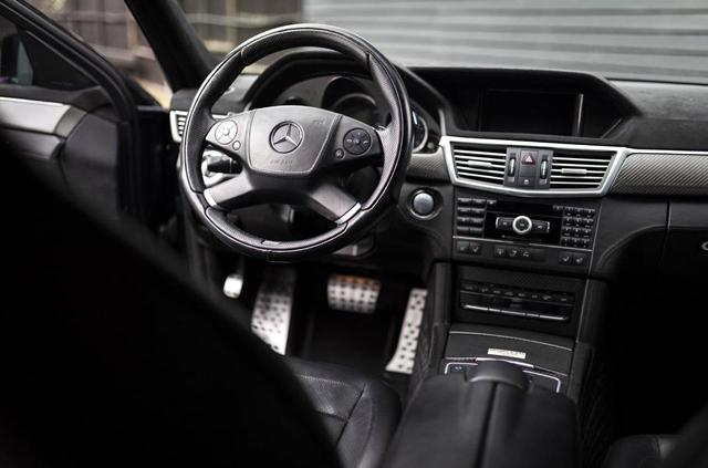 Продава се най-бързият седан на Mercedes-Benz