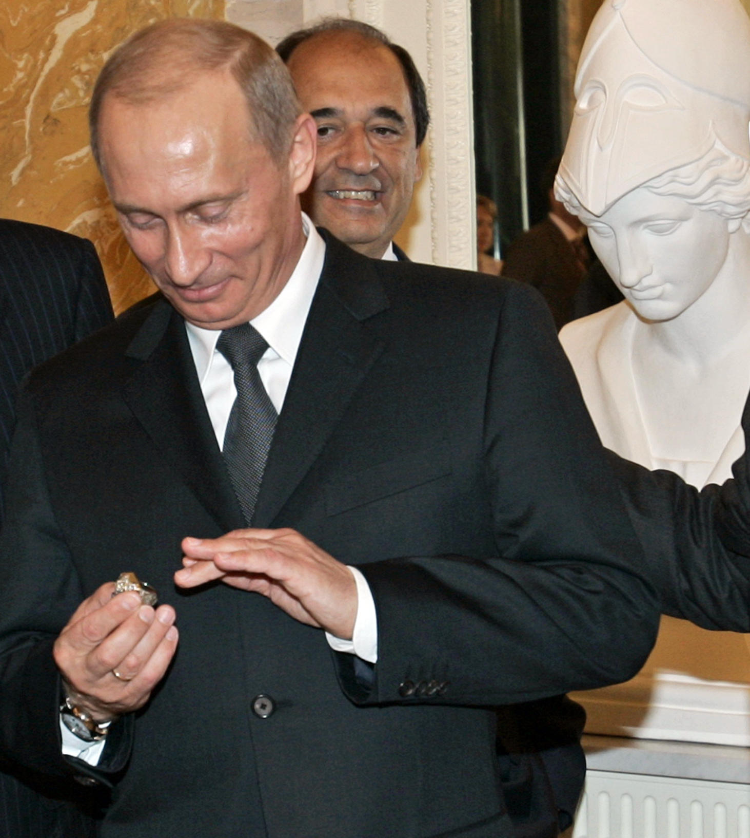  Путин и пръстенът от Супербоул