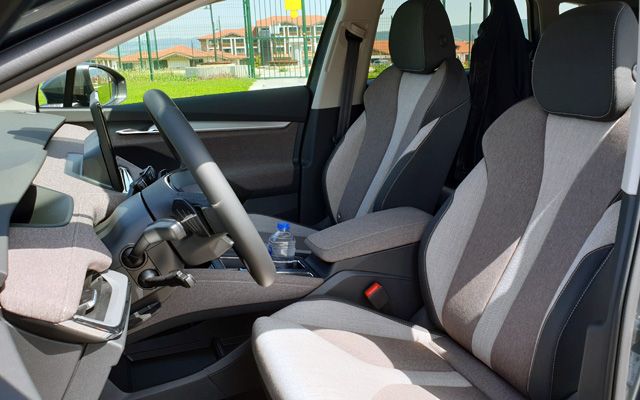  Тествахме новата Skoda Enyaq (вижте и цените ѝ у нас) 