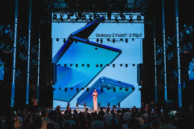 Samsung с първото по рода си AI генерирано фешън шоу в България