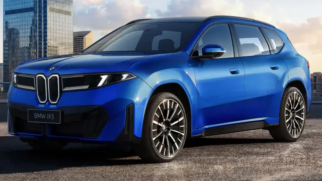 Удължената версия на BMW iX3 пристига със съществена промяна в безопасността