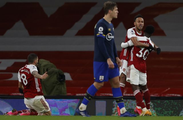  Арсенал шести мач без победа след 1:1 със Саутхемптън 