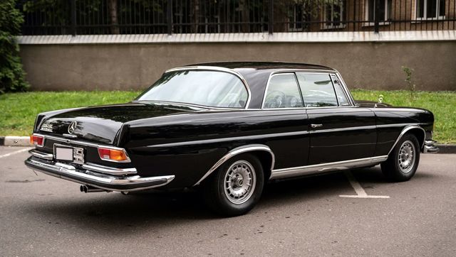  Продава се превъзходно купе Mercedes-Benz W111 