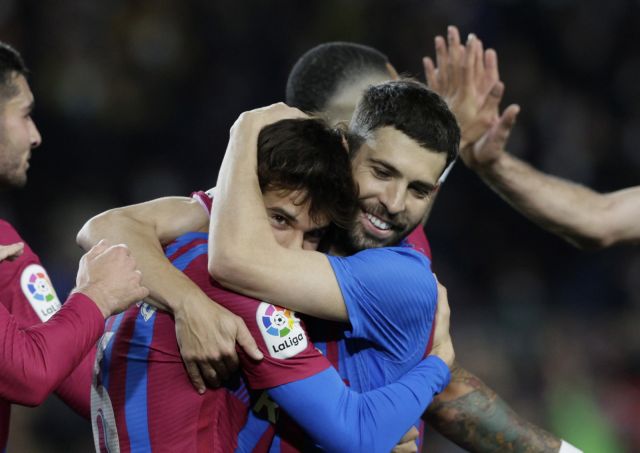 Барселона си върна третото място с разгром над Осасуна (ВИДЕО)