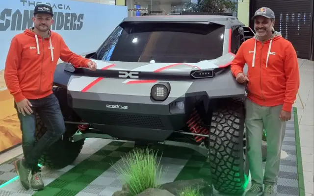 Човекът, управляващ най-бързата Dacia, дойде в България