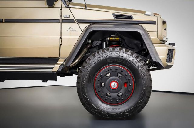  За 872 000 евро се продава петгодишен Mercedes G 63 AMG 6x6 