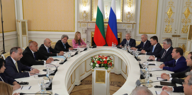 Борисов и Медведев обсъдиха задълбочаването на отношенията ни с Русия (ВИДЕО)