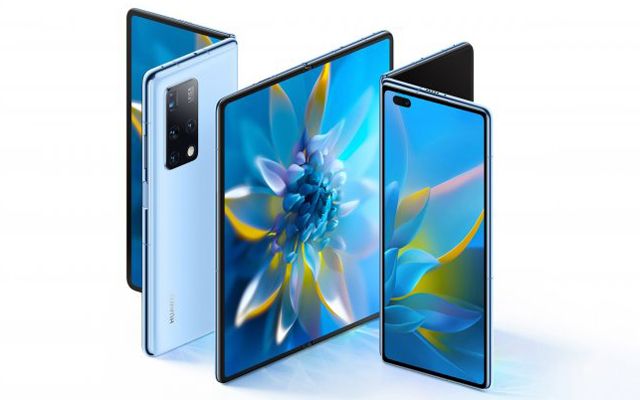  Новият Huawei - сгъваем и с безумна цена от съвсем <img alt= 