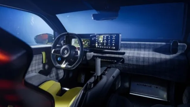 Повече от половината тираж на най-скъпото Renault е поръчан преди началото на производството | ФАКТИ.БГ Повече от половината тираж на най-скъпото Renault е поръчан преди началото на производството