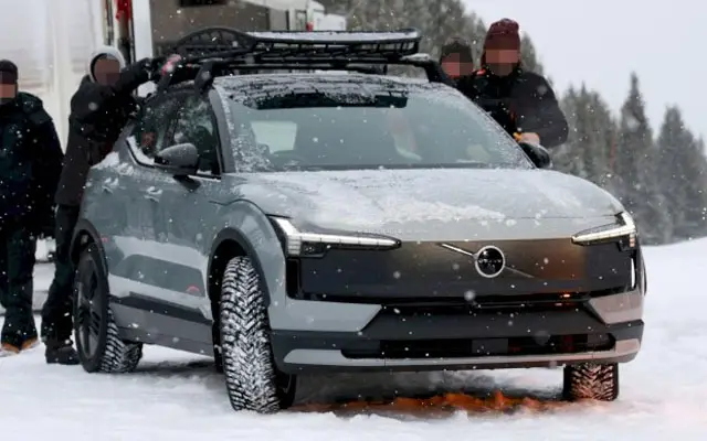 Ето го новото Volvo EX30 Cross Country