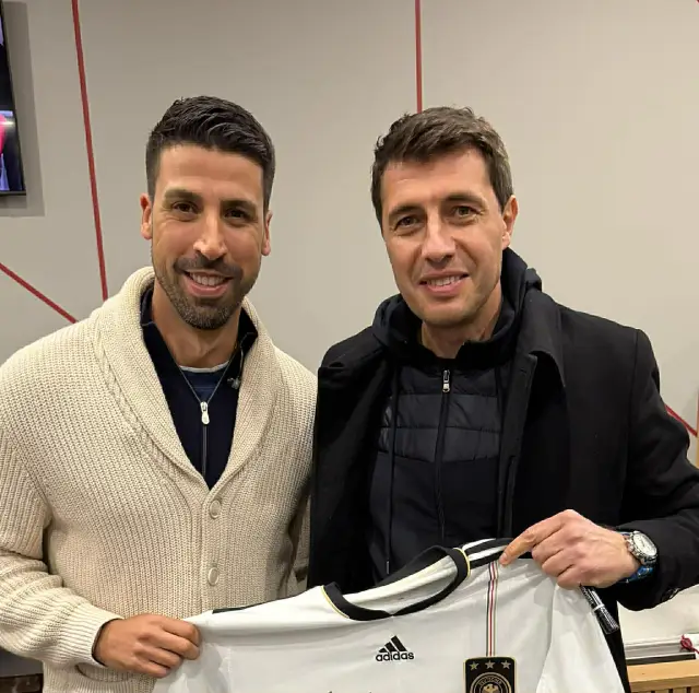 Световен шампион: Жалко, че не успях да играя с Балъков в Щутгарт (СНИМКИ)