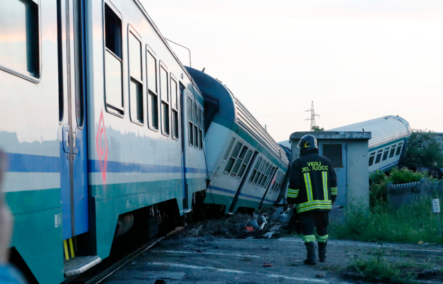 Трагедия в Италия! Влак се заби в ТИР