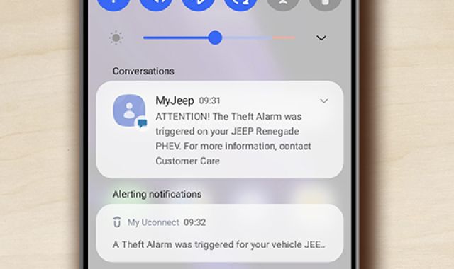 Jeep ще известява със SMS при кражба на автомобила | ФАКТИ.БГ Jeep ще известява със SMS при кражба на автомобила