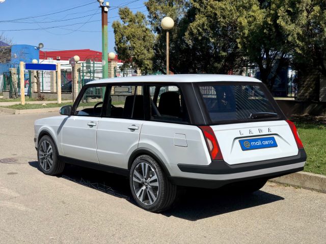  Как щеше да наподобява комбито на Lada в случай че към момента се произвеждаше 