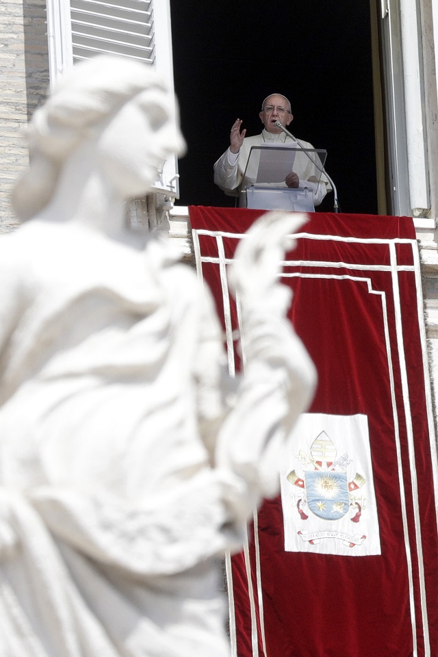 Папата: Правата на мигрантите стоят над страховете за националната сигурност