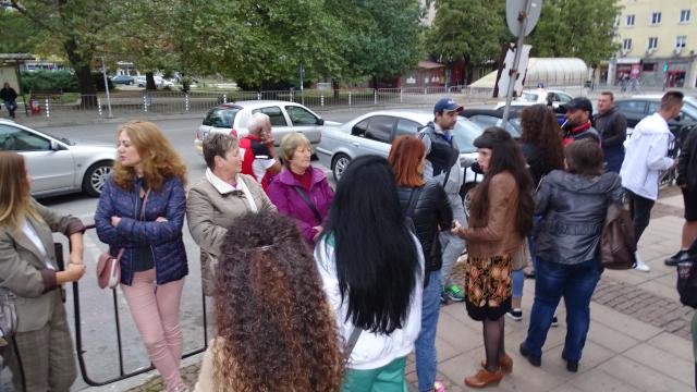  Протест в Дупница: Искат оставката на шефа на полицията 