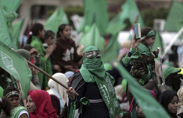 "Хамас" на кръстопът навръх рождения си ден (СНИМКИ)