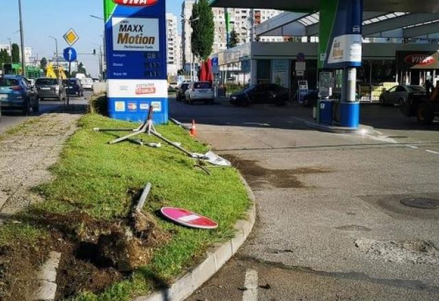 Страшна катастрофа на бензиностанция в "Люлин" в София (СНИМКИ)