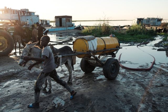 Ренк, Южен Судан: Живот, смърт и страх за бежанците (ВИДЕО)
