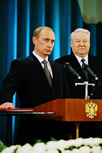 7 май 2000 г.: Путин полага първа клетва като президент на Русия