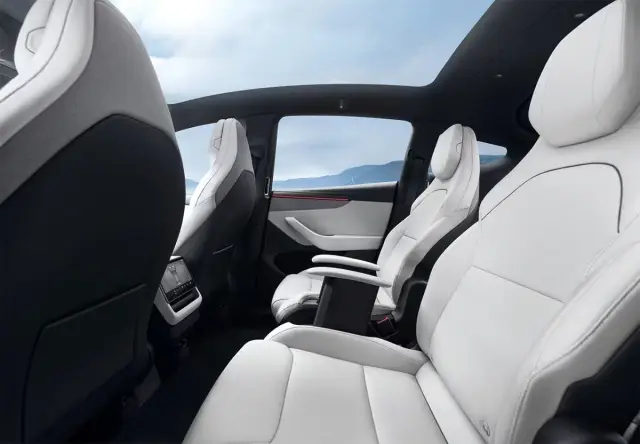 Нaй-луксозната Tesla Model Y ще се продава и в Европа 