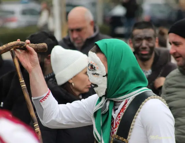 Над 13 000 участници в тазгодишното издание на „Сурва 2026“ (ВИДЕО+СНИМКИ)