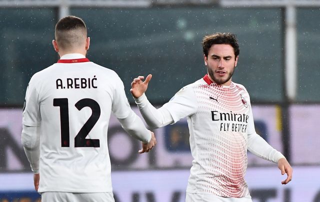Милан остава на върха в Серия А и след 2:2 с Дженоа