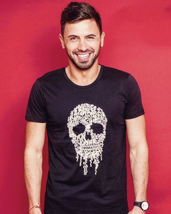  Антон Хекимян излиза с хубав турски манекен СНИМКА 