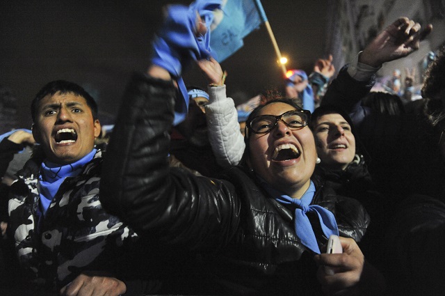 Аржентина на война заради абортите (СНИМКИ)