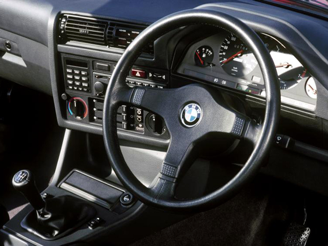 Непознатото BMW 333i