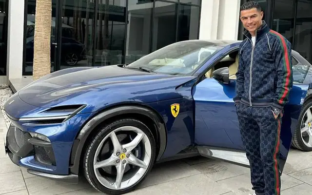 Кристиано Роналдо и Златан Ибрахимович си купиха кросоувъри Ferrari (ВИДЕО)