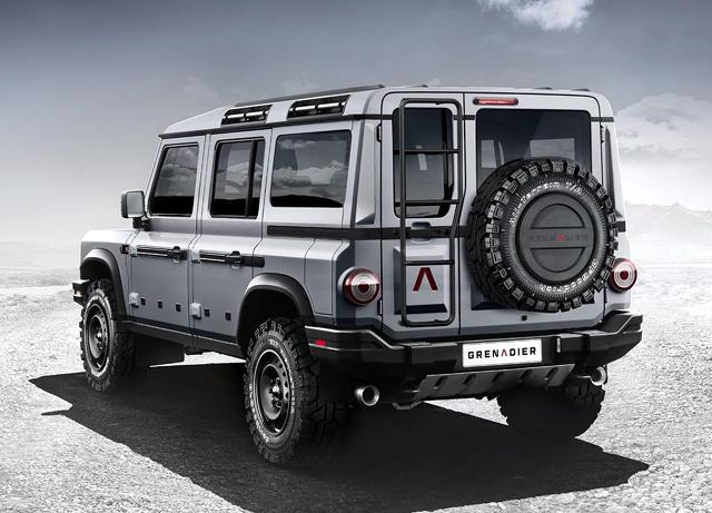  Defender умря, да живее Grenadier! 