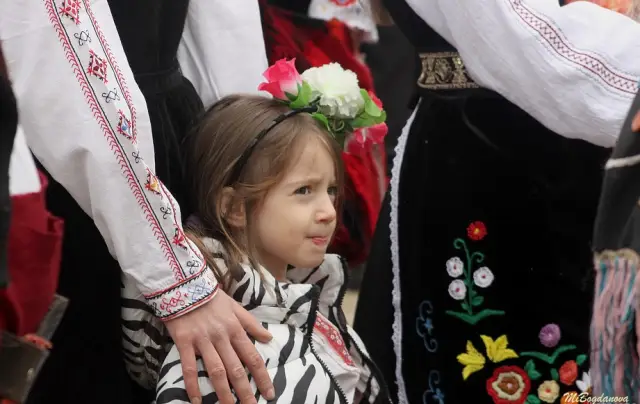 Най-добрите групи на Сурва 2026 ще дефилират днес (СНИМКИ)