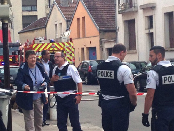 Експлозия на газ срути сграда във френския град Дижон