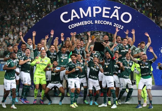 Палмейрас пише история: Спечели Суперкупата на Южна Америка!