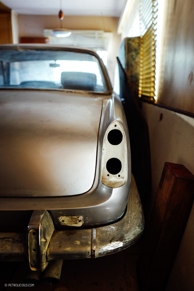 Да пазиш Ferrari 30 години в гарсониера