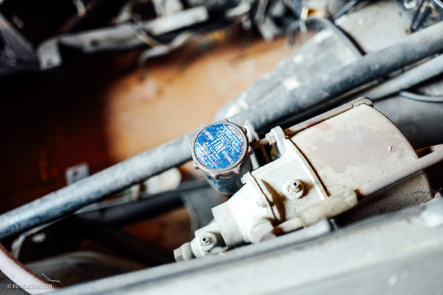 Да пазиш Ferrari 30 години в гарсониера