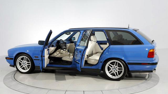  Продава се едно от най-редките комбита на 90-те 