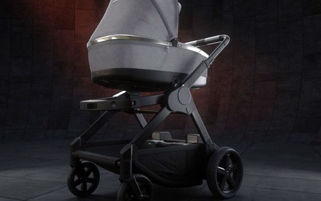 Бебешка количка с автопилот