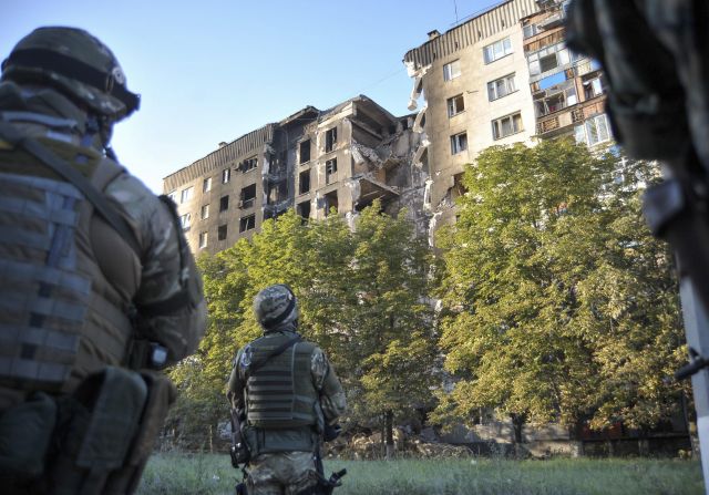 Нови руски удари оставиха Киев без ток