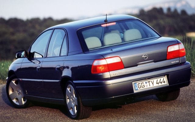Последният премиум Opel - много автомобил за малко пари 