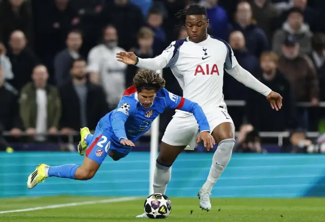 Тотнъм се опита, но Атлетико успя да постигна целта си