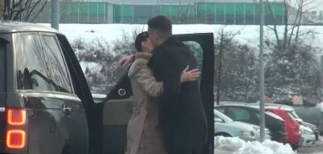 Цеца на Аркан върти обич с 9 години по-млад мъж | ФАКТИ.БГ Цеца на Аркан върти обич с 9 години по-млад мъж