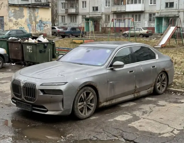 Ето по какъв начин ще наподобява днешното BMW 7er след 20 години
